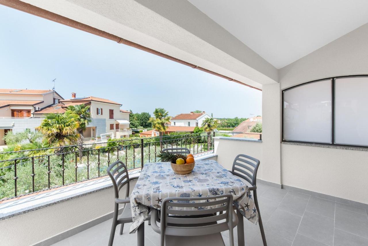 פורץ Villa Hope - Apartments With Shared Pool מראה חיצוני תמונה