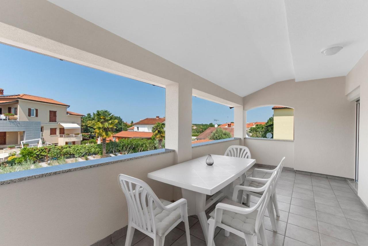 פורץ Villa Hope - Apartments With Shared Pool מראה חיצוני תמונה
