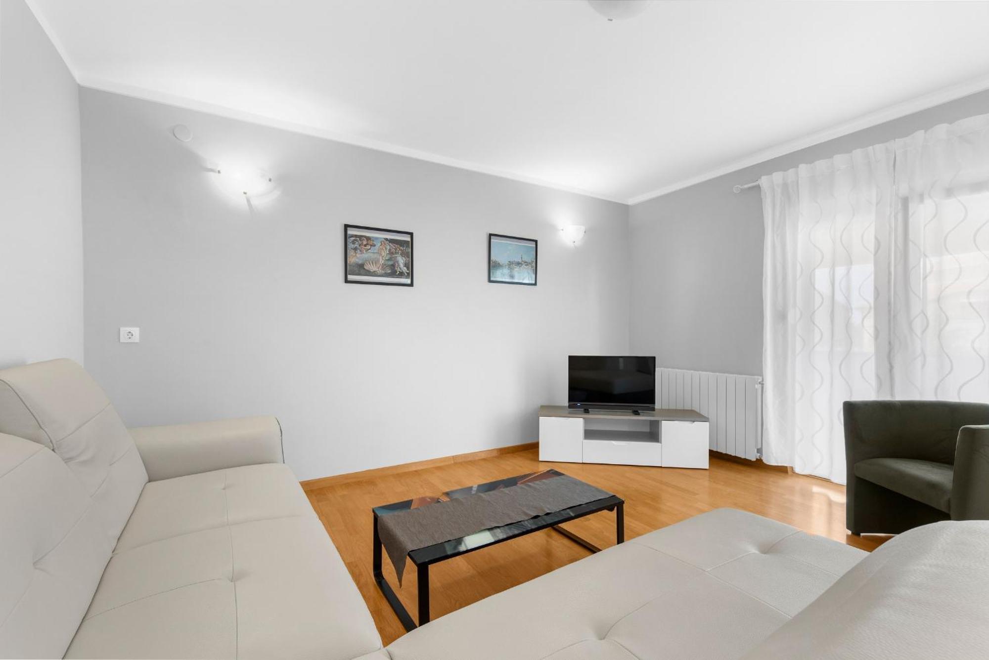 פורץ Villa Hope - Apartments With Shared Pool חדר תמונה