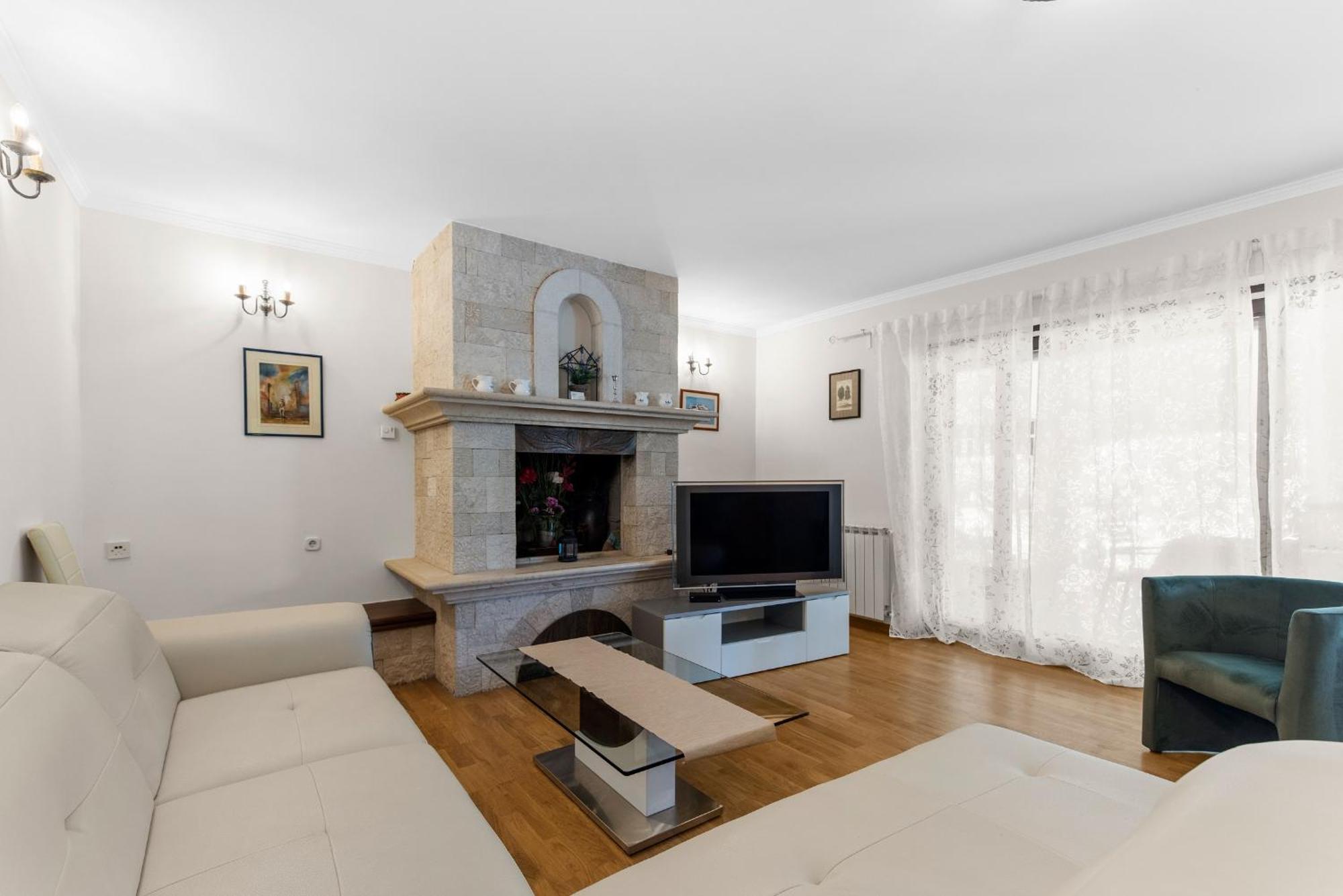 פורץ Villa Hope - Apartments With Shared Pool חדר תמונה