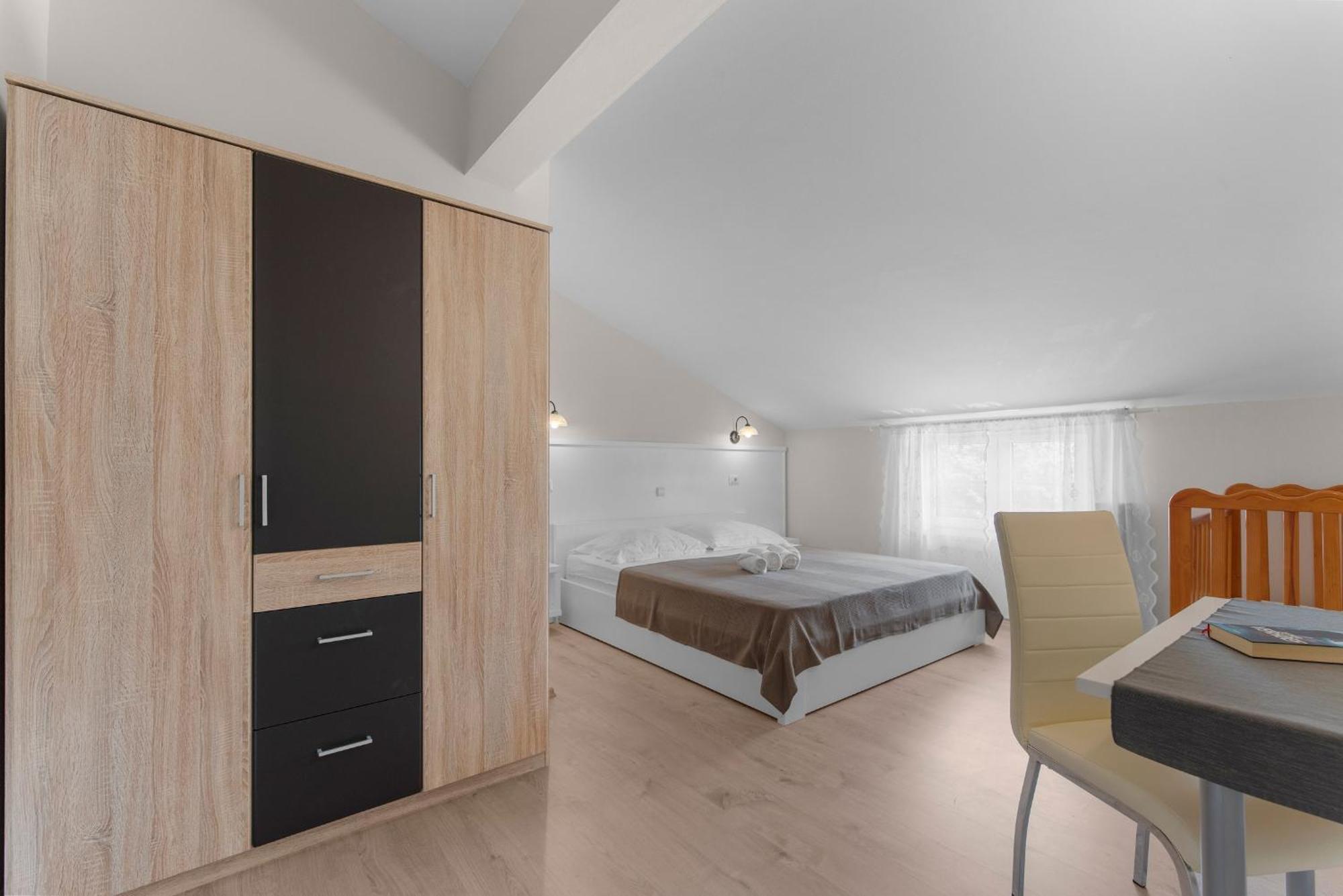 פורץ Villa Hope - Apartments With Shared Pool חדר תמונה