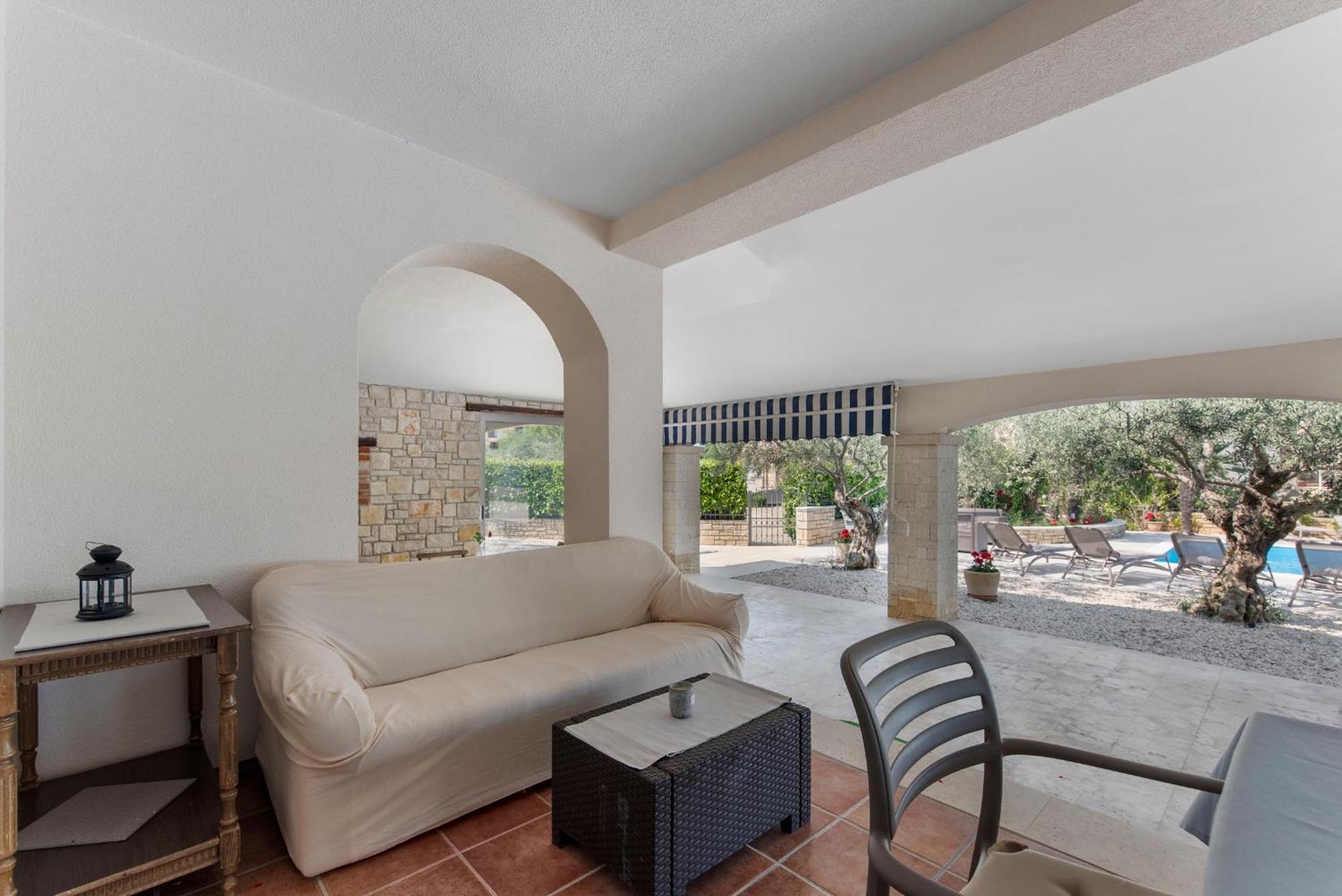 פורץ Villa Hope - Apartments With Shared Pool חדר תמונה