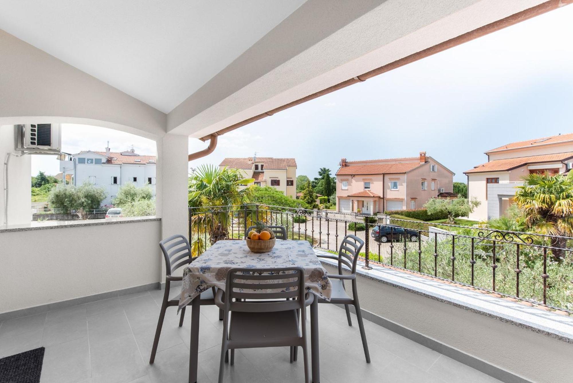 פורץ Villa Hope - Apartments With Shared Pool חדר תמונה